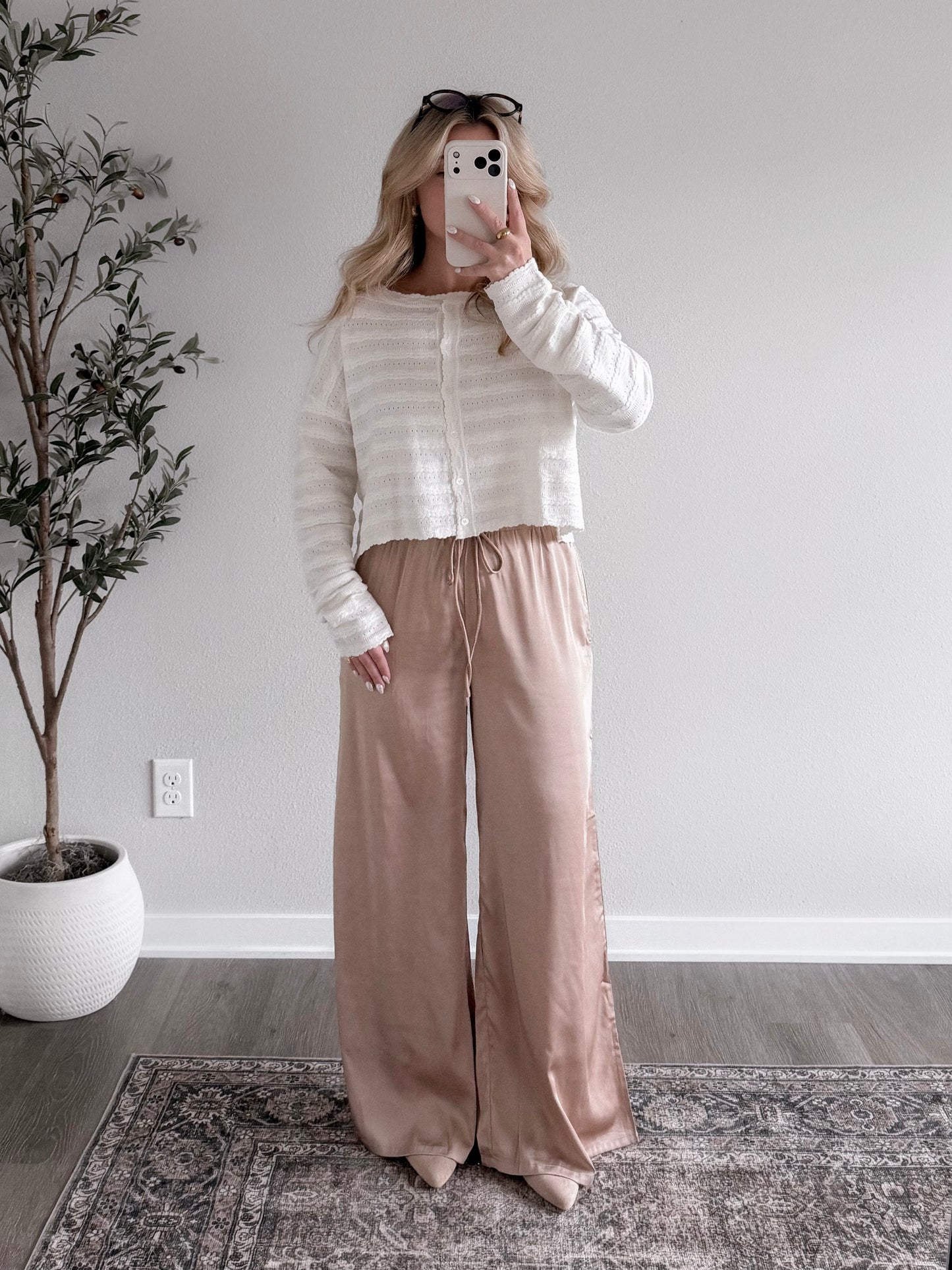 Élan Satin Wide Leg Pant / Neutral Final Sale