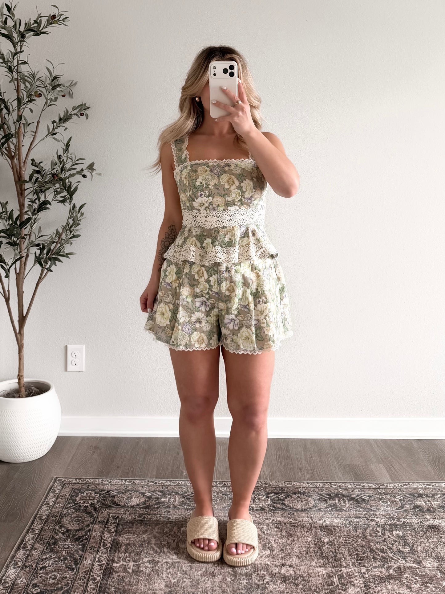 Silvie Vintage Floral Short Set