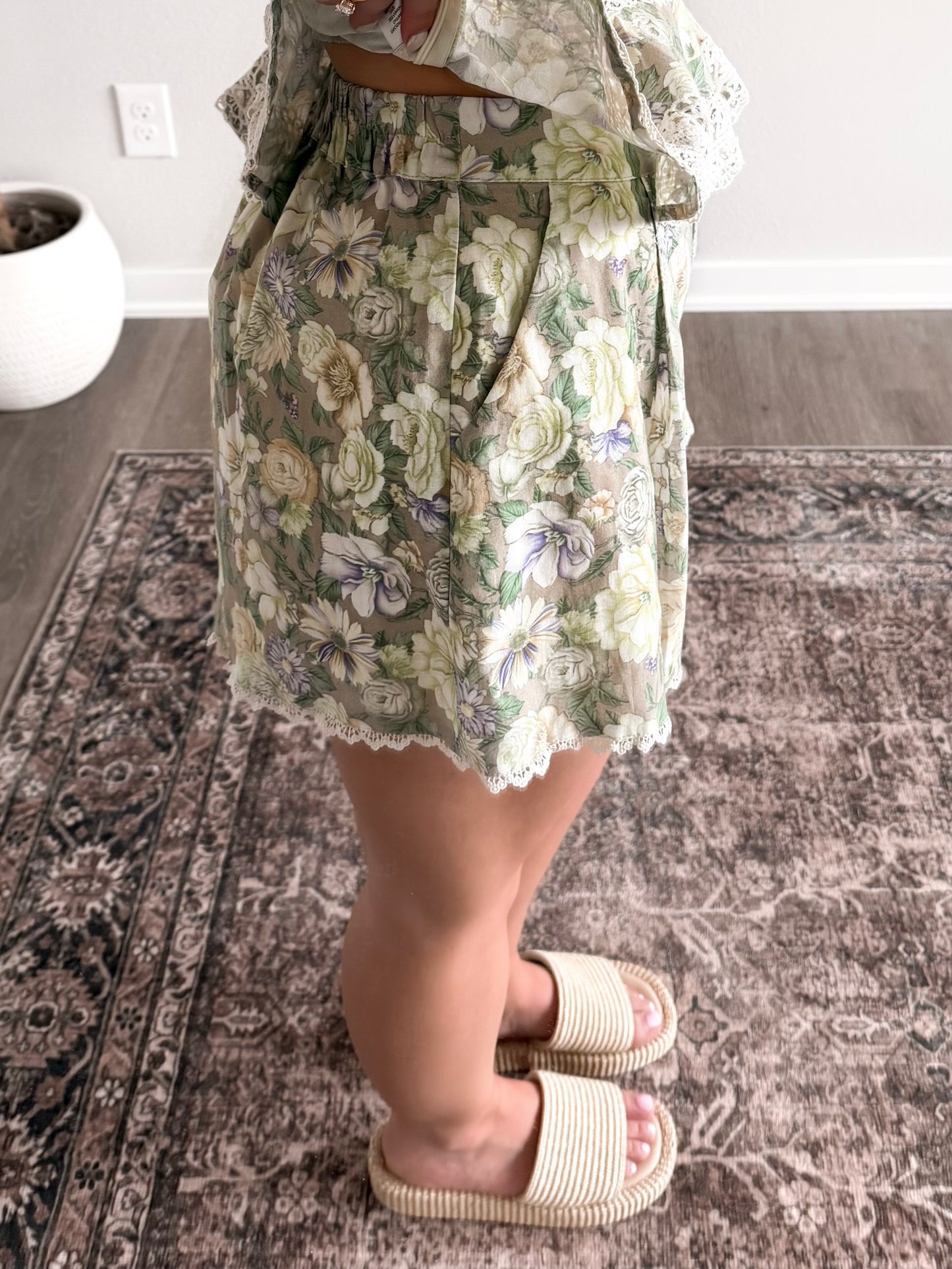 Silvie Vintage Floral Short Set