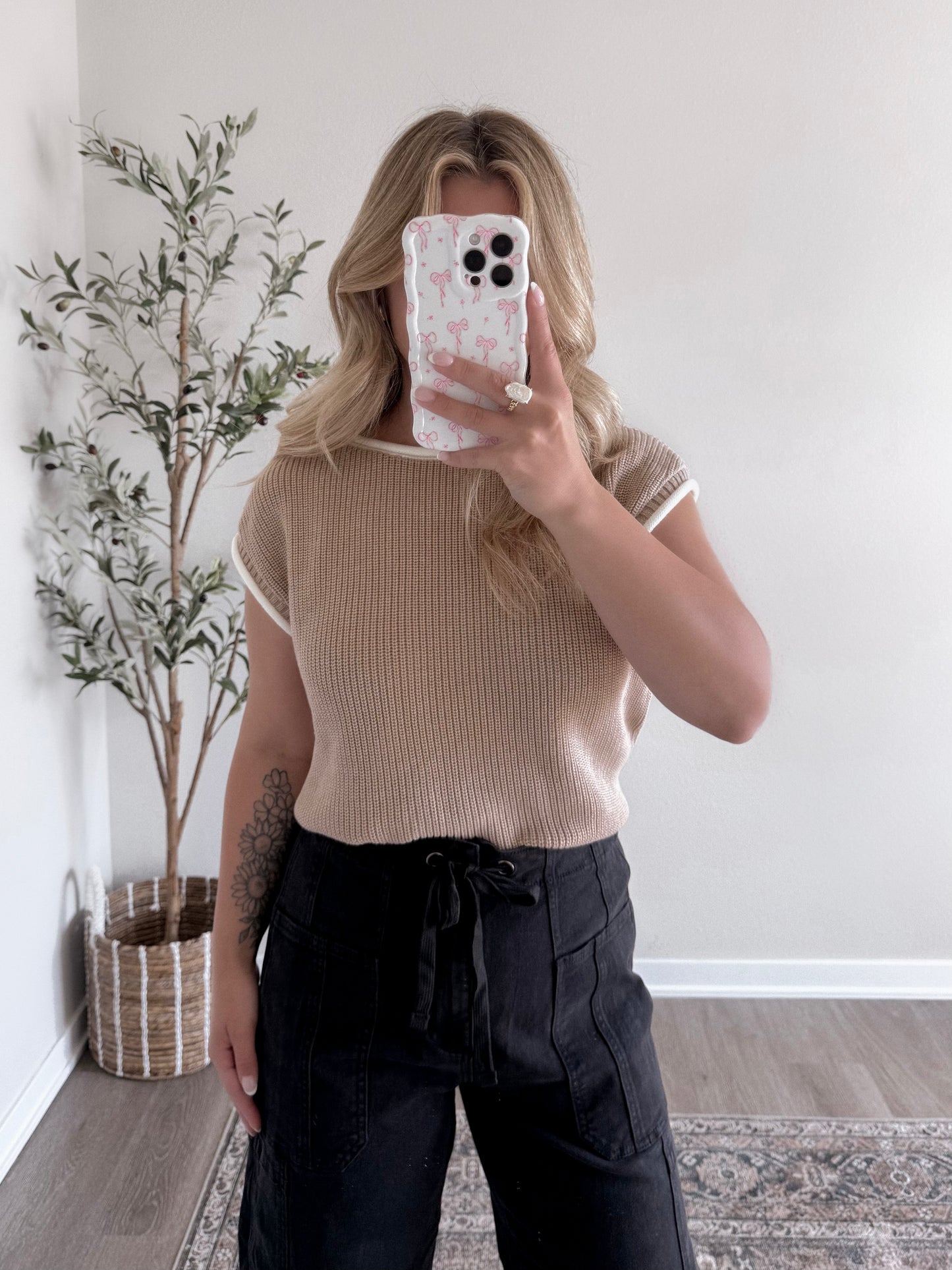 Outlined Knit Sweater / Natural (est ship date 5.27)