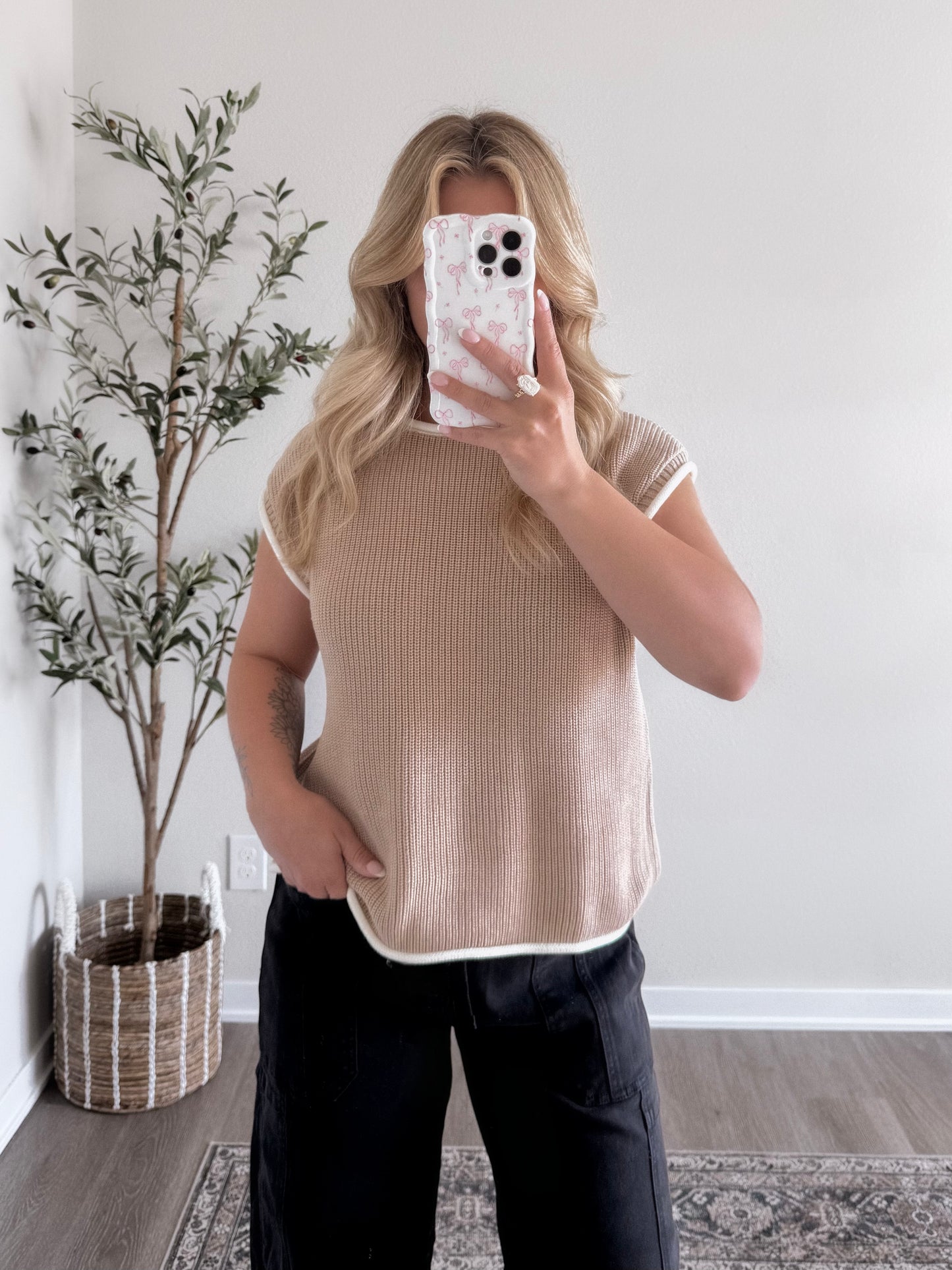 Outlined Knit Sweater / Natural (est ship date 5.27)