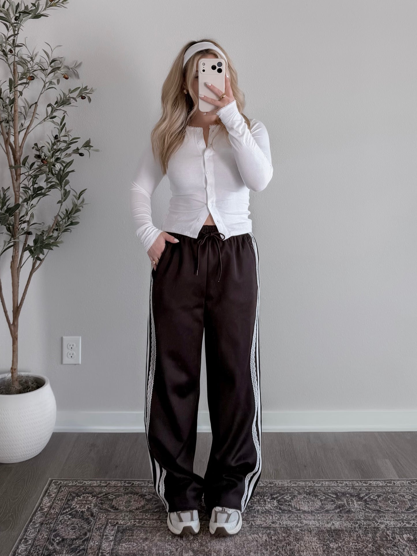 Lace & Leisure Track Pant / Espresso Final Sale