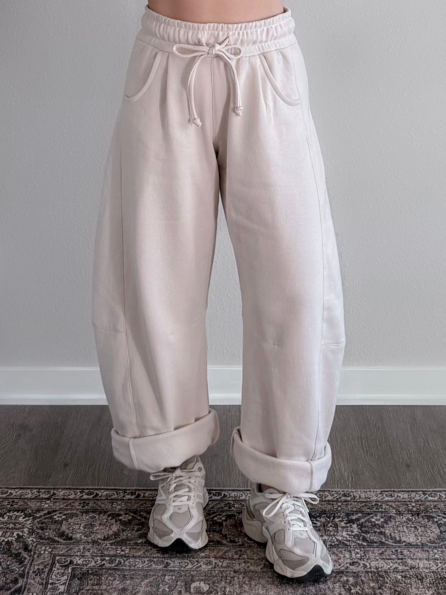 Weekend Mood Barrel Sweatpant / Natural