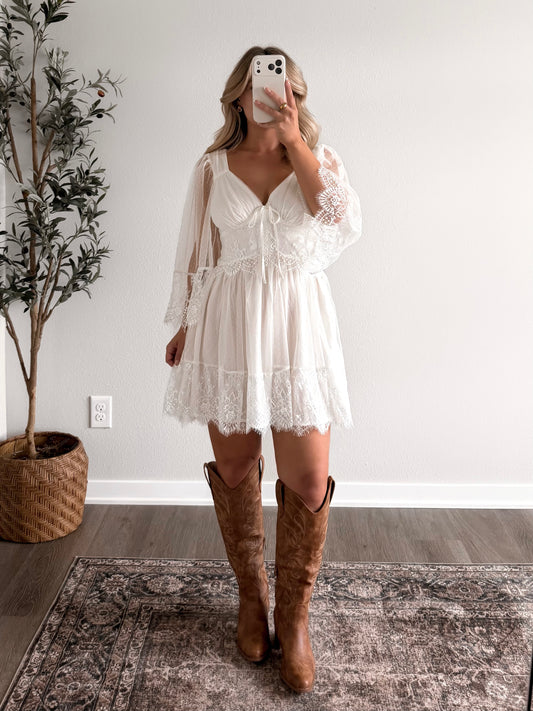 Whiskey Kiss Lace Dress / Ivory