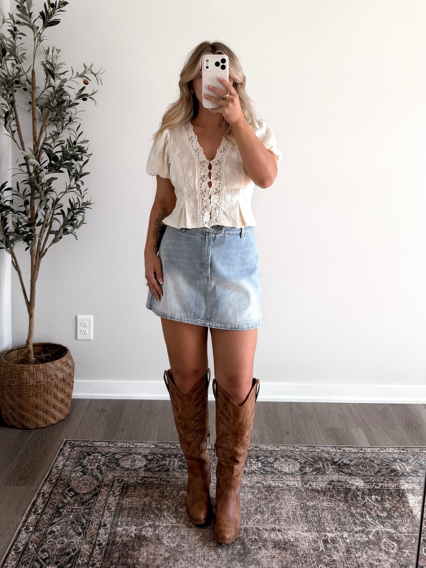 Dixie Lace Trim Top