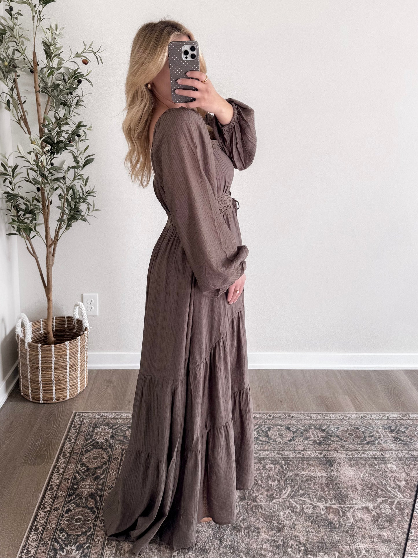 Fern & Fable Maxi Dress / Muted Olive