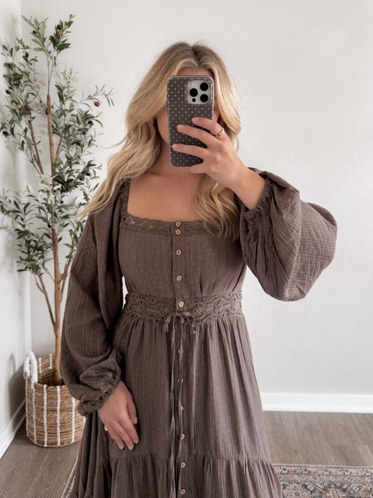 Fern & Fable Maxi Dress / Muted Olive