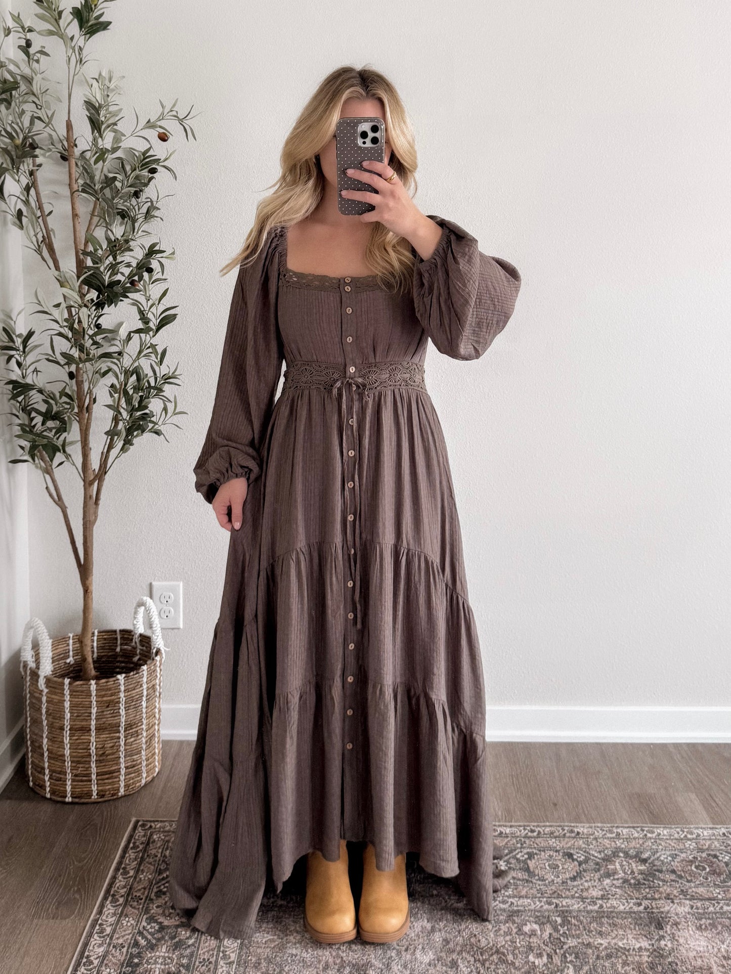 Fern & Fable Maxi Dress / Muted Olive