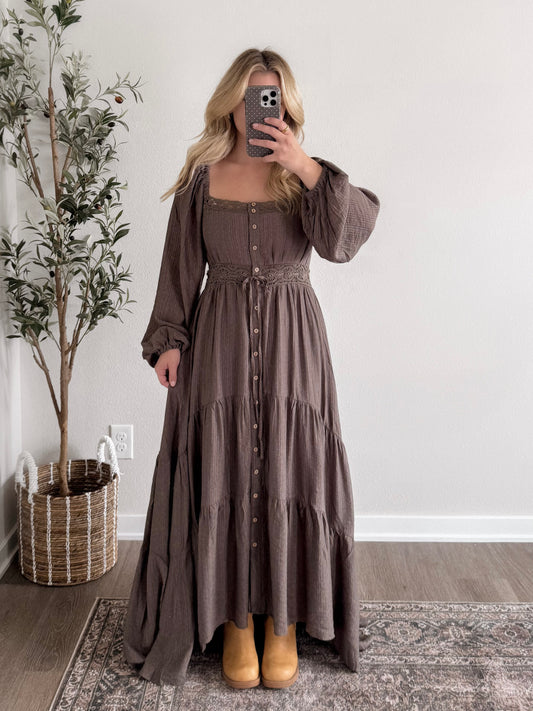 Fern & Fable Maxi Dress / Muted Olive