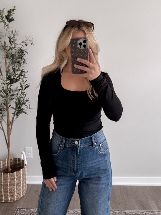 Classic Scoop Neck Long Sleeve / Black