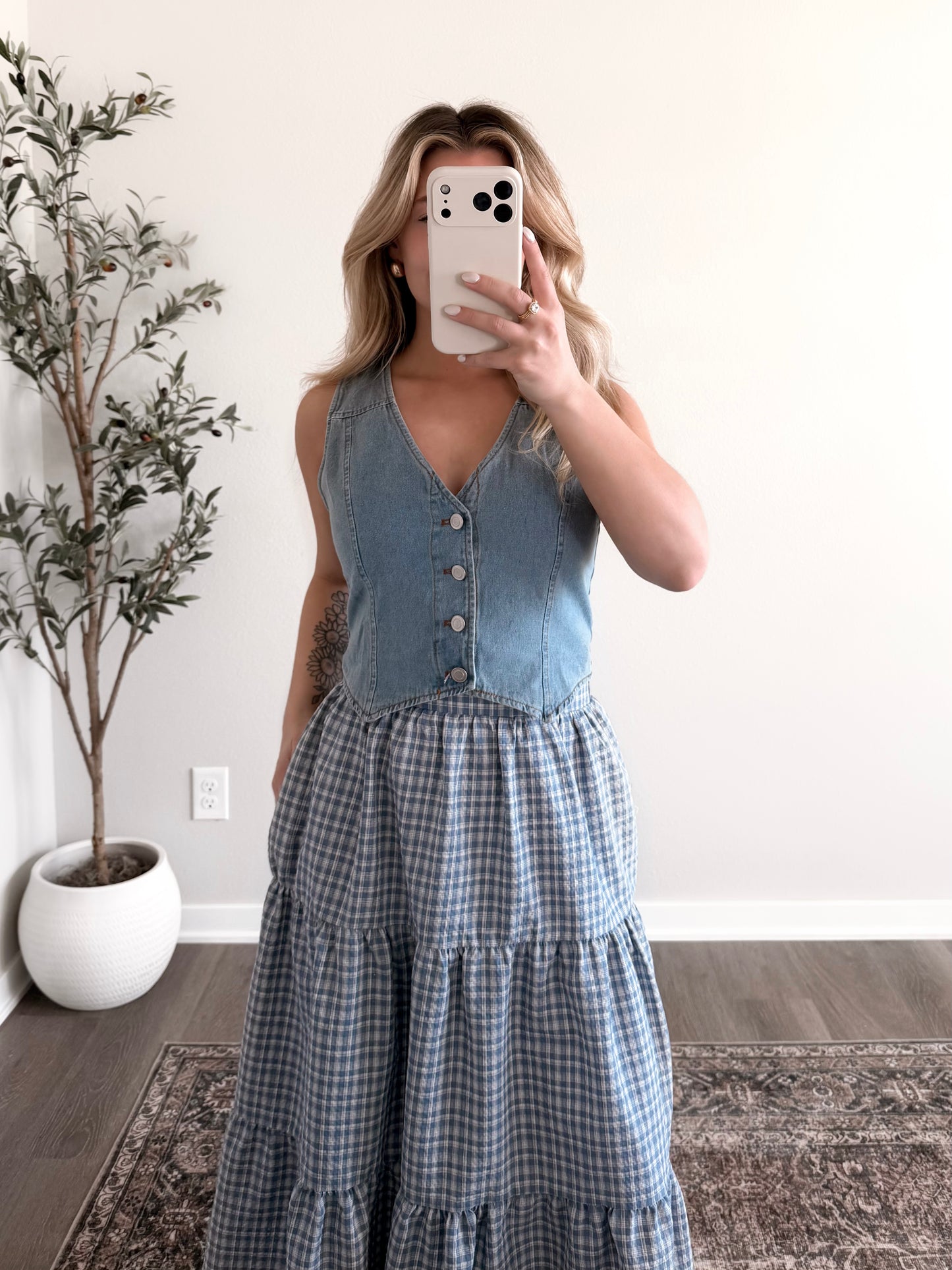 Brookside Denim Vest / Lt Wash