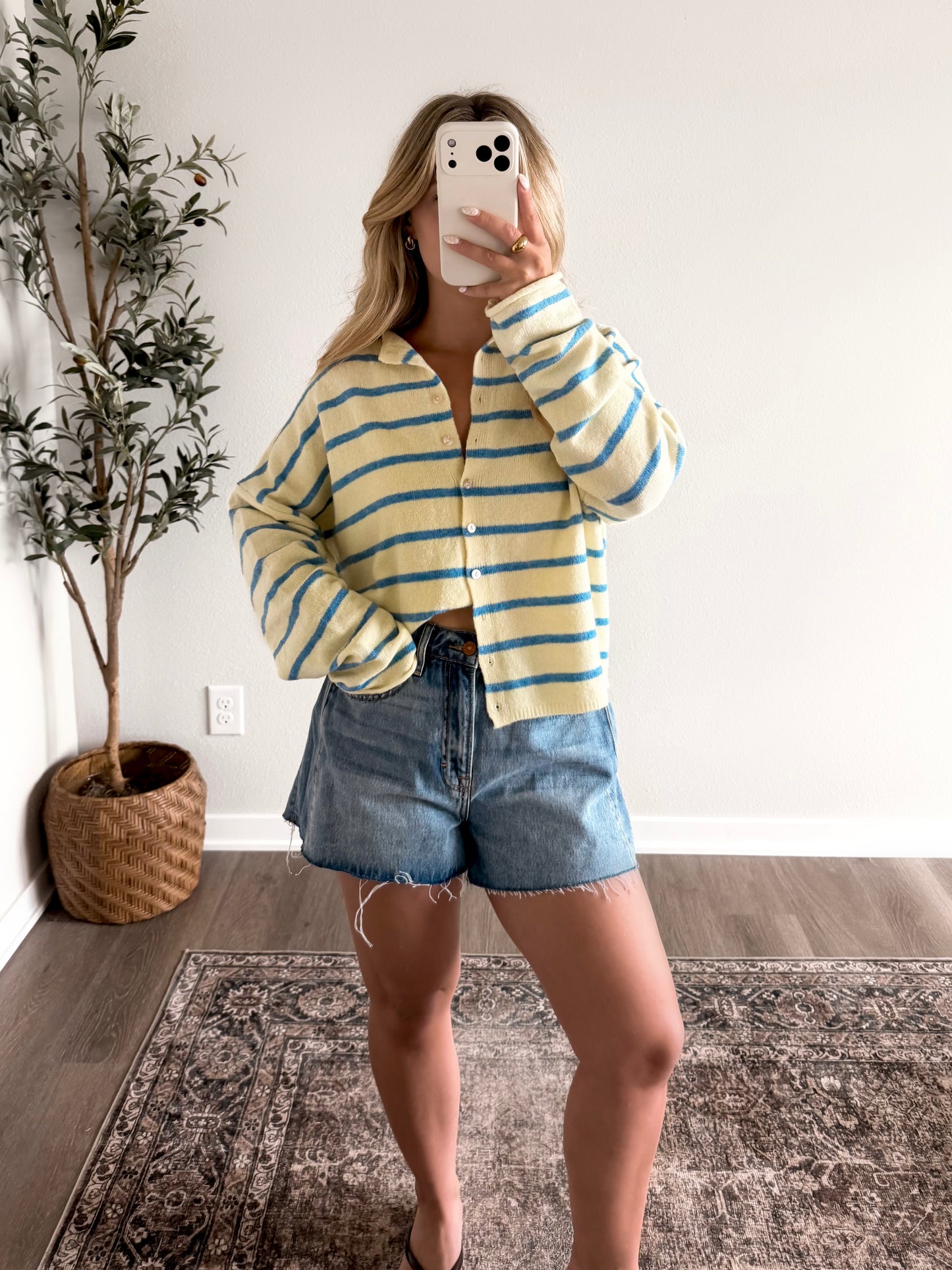 Core Classic Knit Cardigan / Yellow Blue