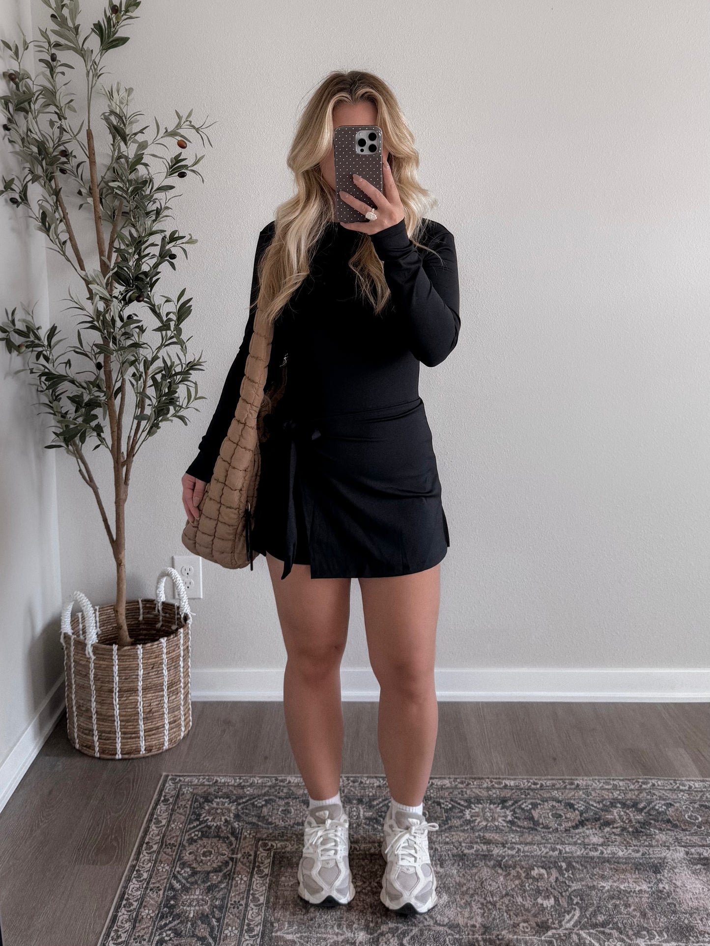 Motion Athleisure Long Sleeve Romper / Black