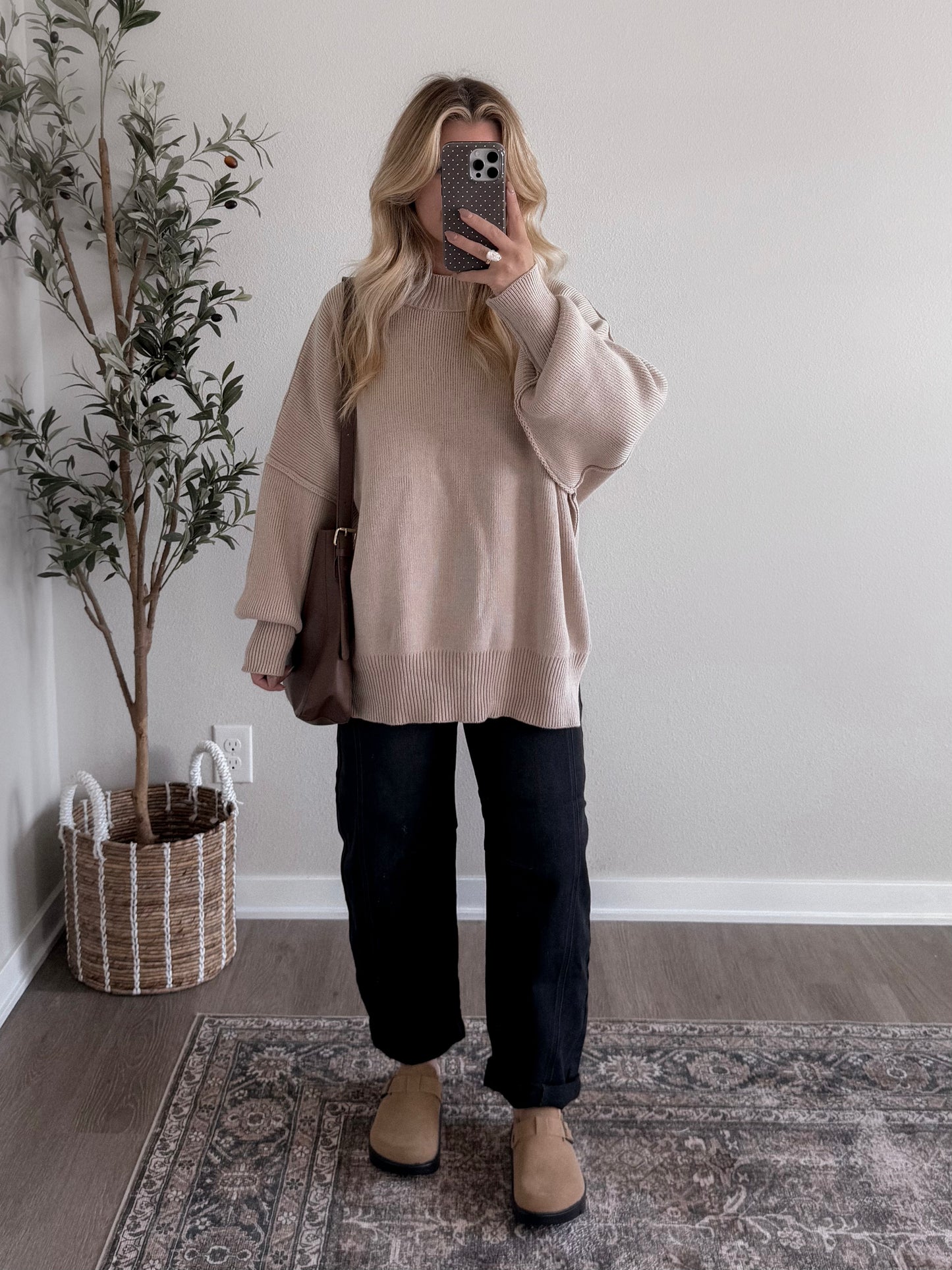 Comfort Ribbed Oversized Sweater /  Beige