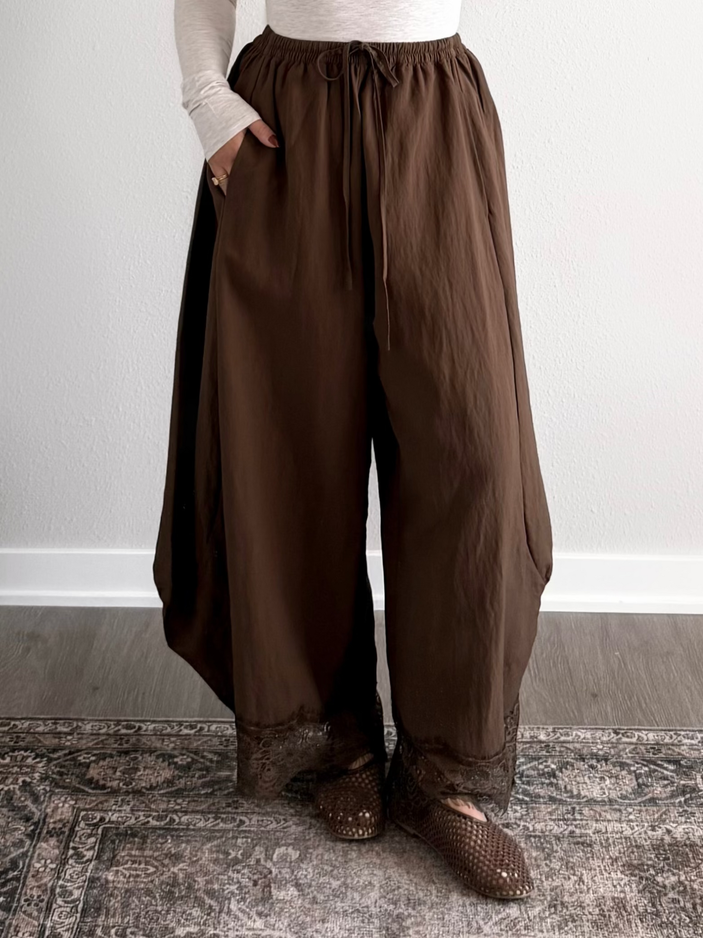 Cocoa Butter Lace Ballon Pant