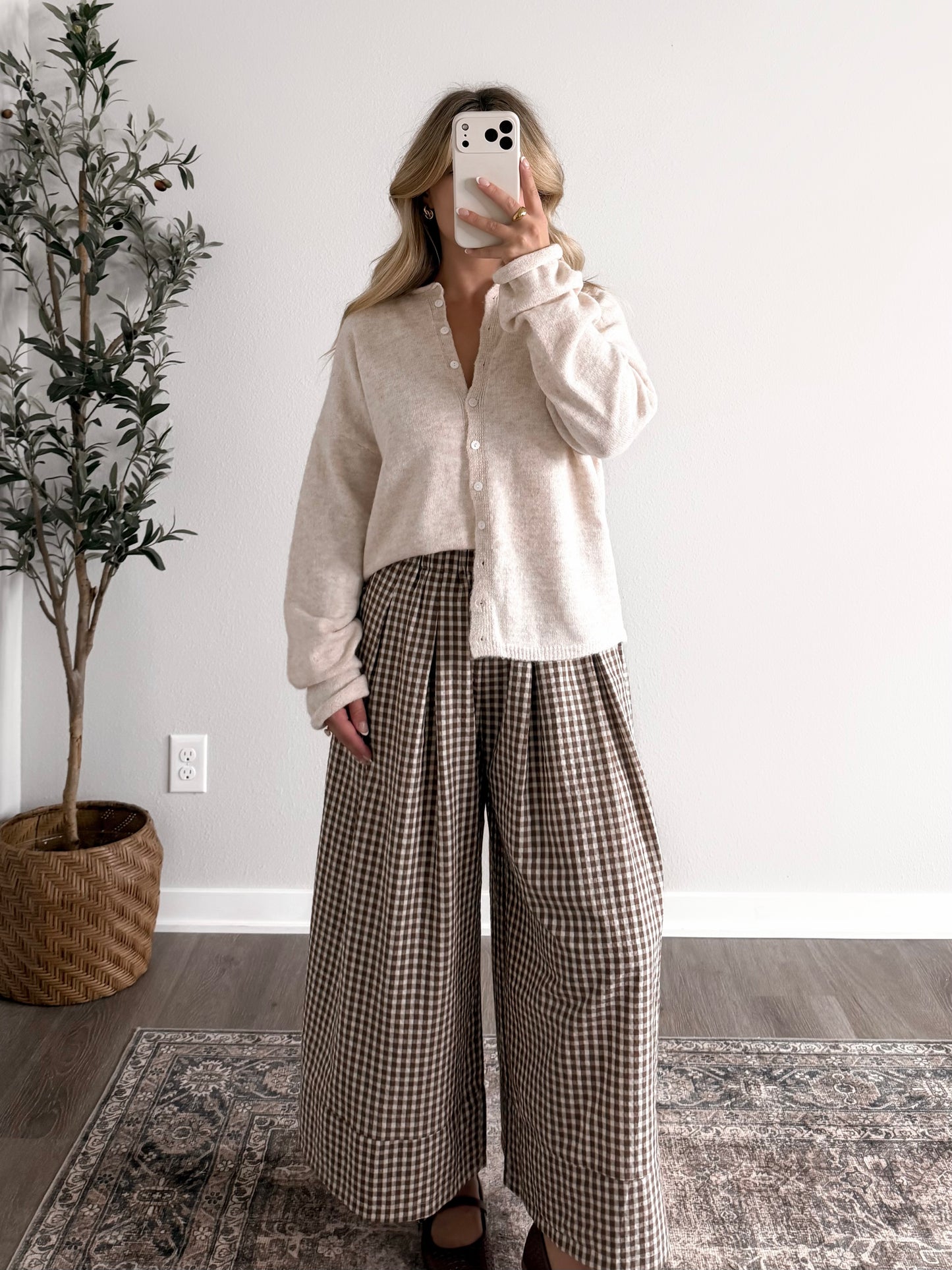 Augie Knit Button Cardigan / Oat