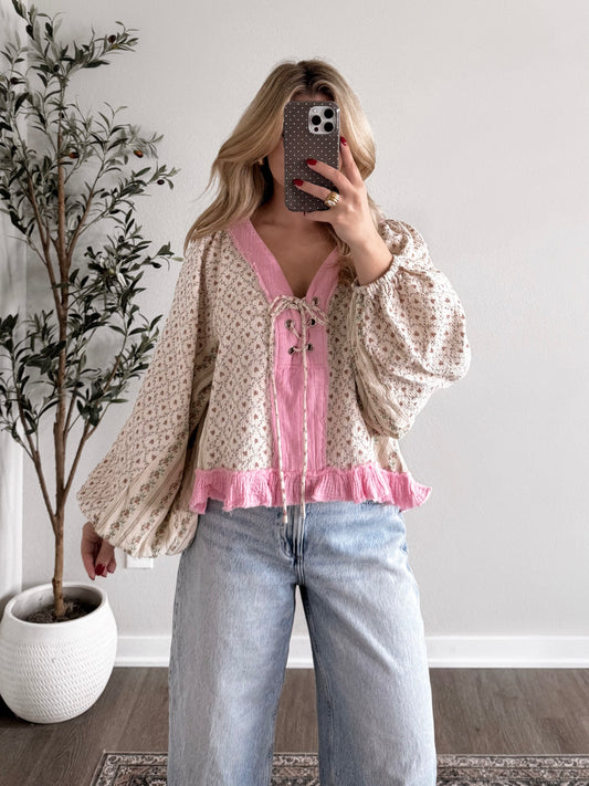 Snowberry Bloom Floral Top