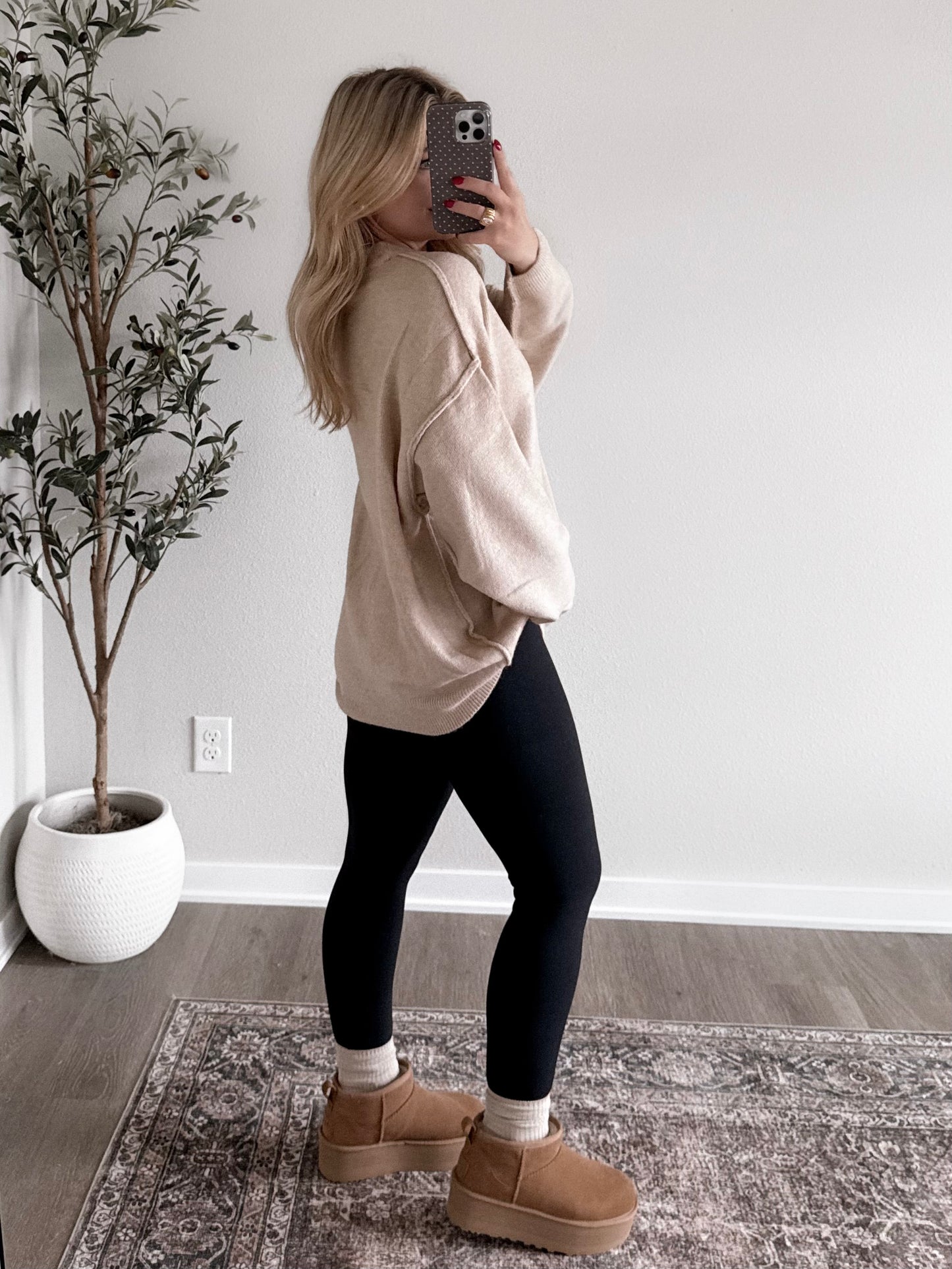 DOORBUSTER: Softline Oversized Sweater / Beige