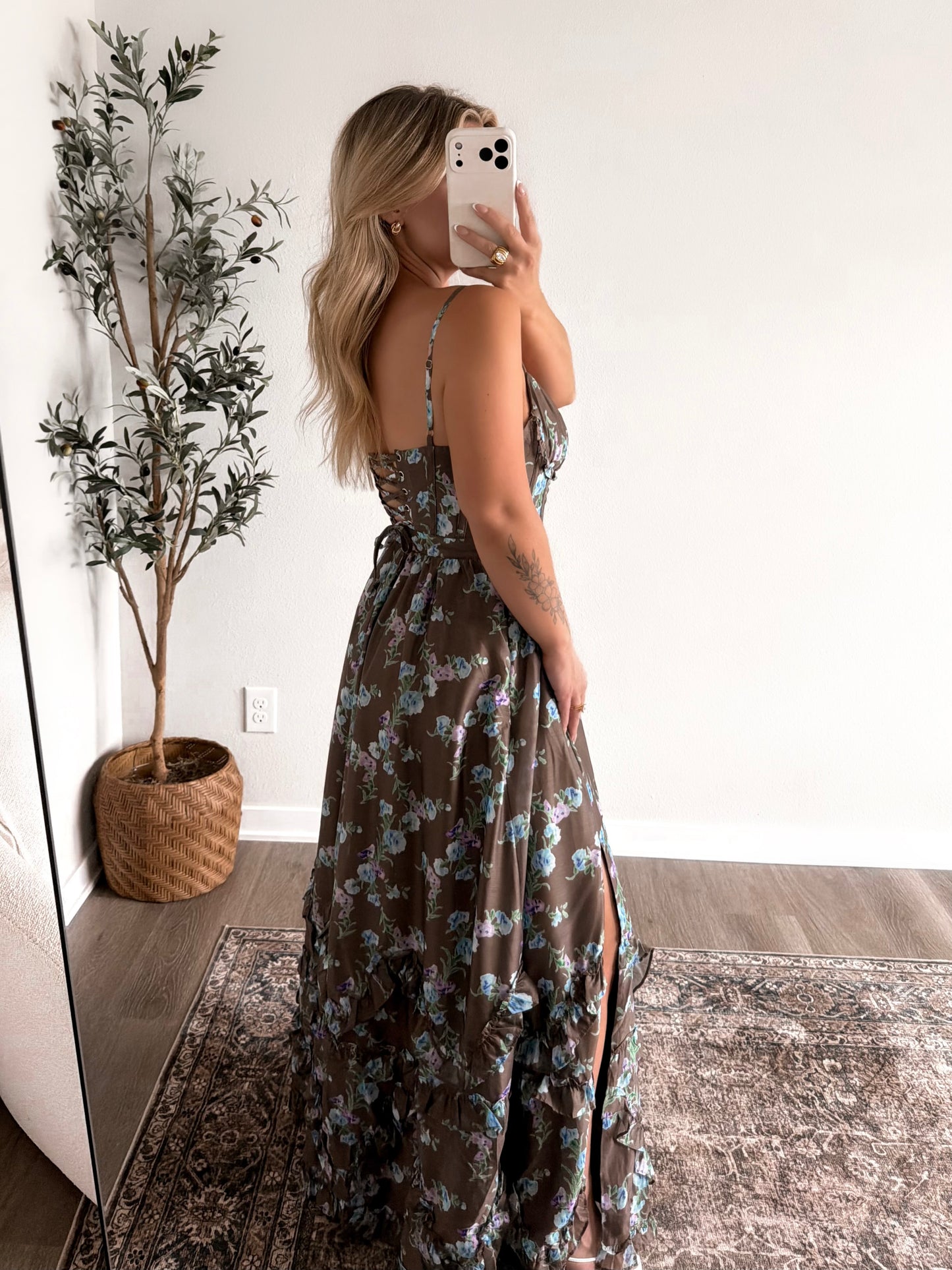 Daphne Floral Maxi Dress
