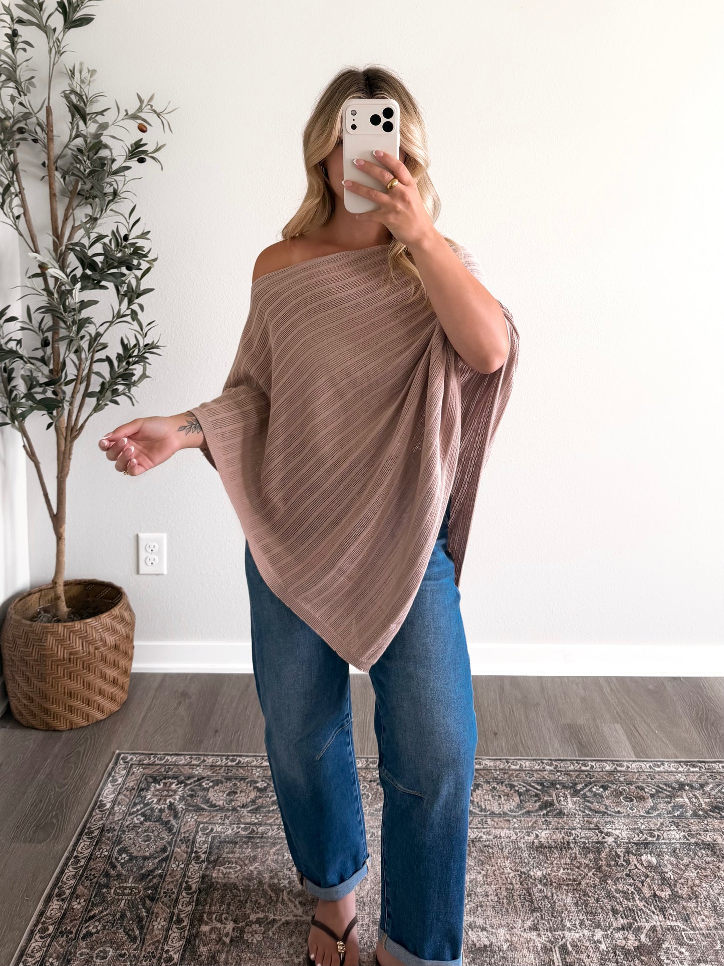 Lilia Knit Poncho Top / Dusty Mauve (Restocking 7.27)