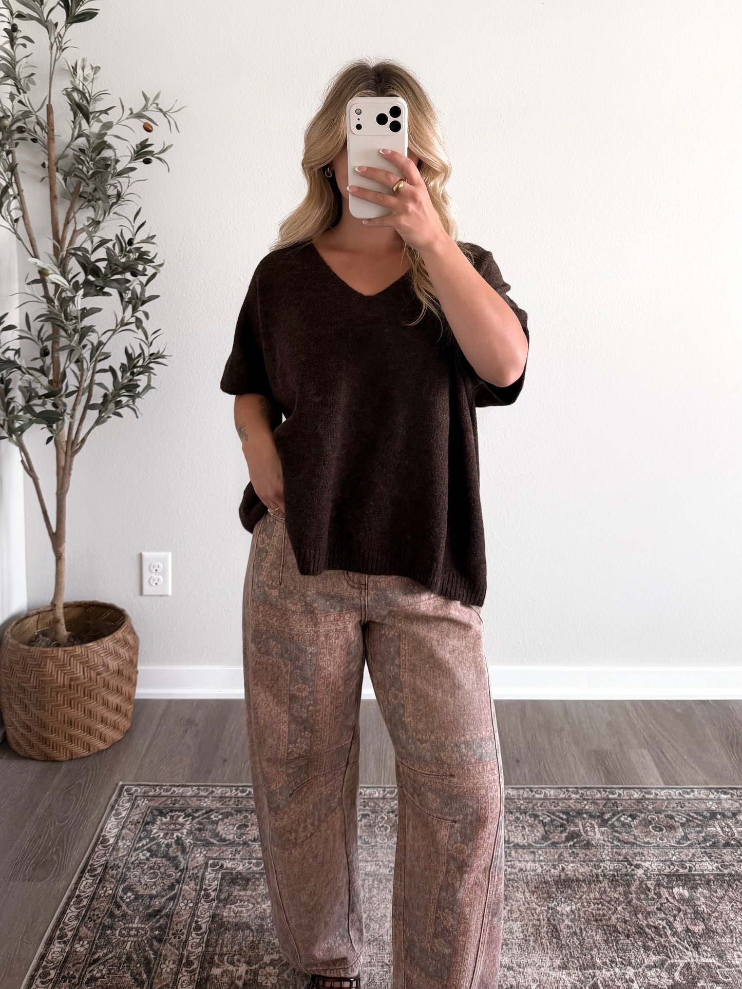 Everyday Favorite Knit Top / Espresso (Restocking 7.27)