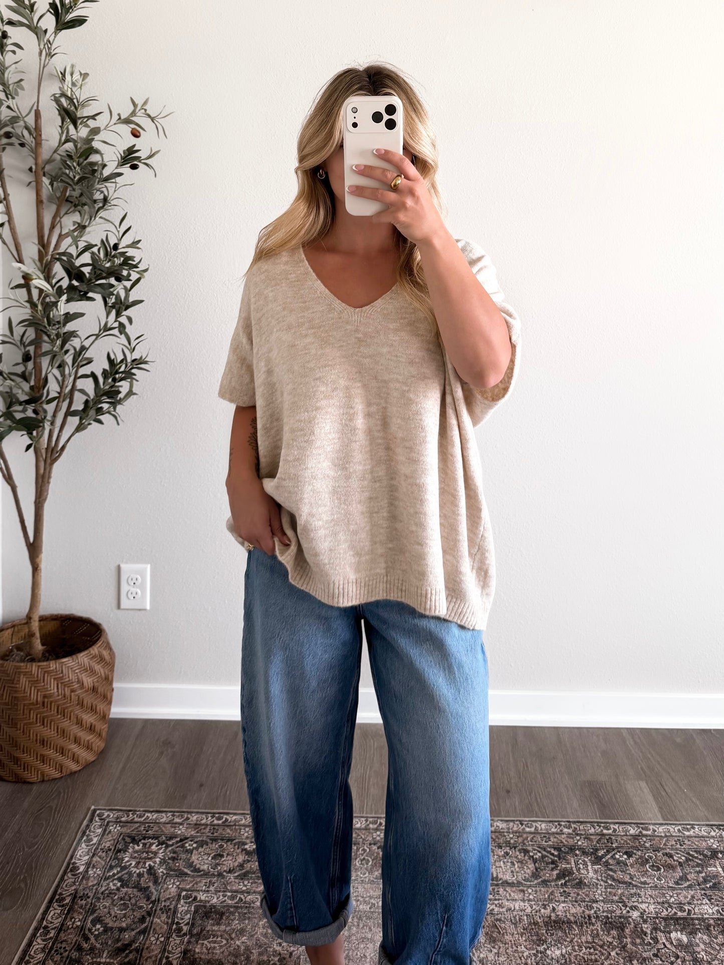Everyday Favorite Knit Top / Oat (Restocking 7.27)