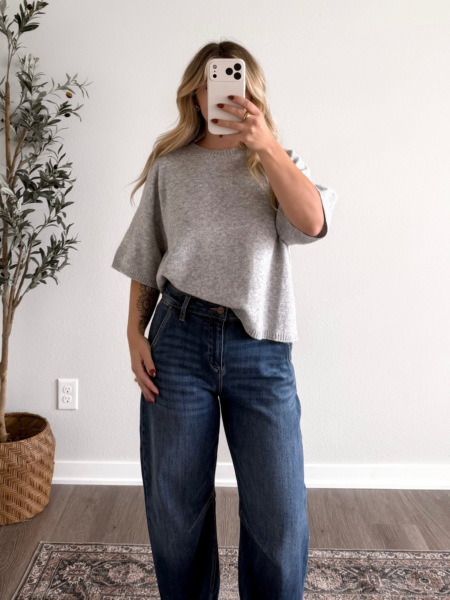 Avery Knit Sweater / Grey