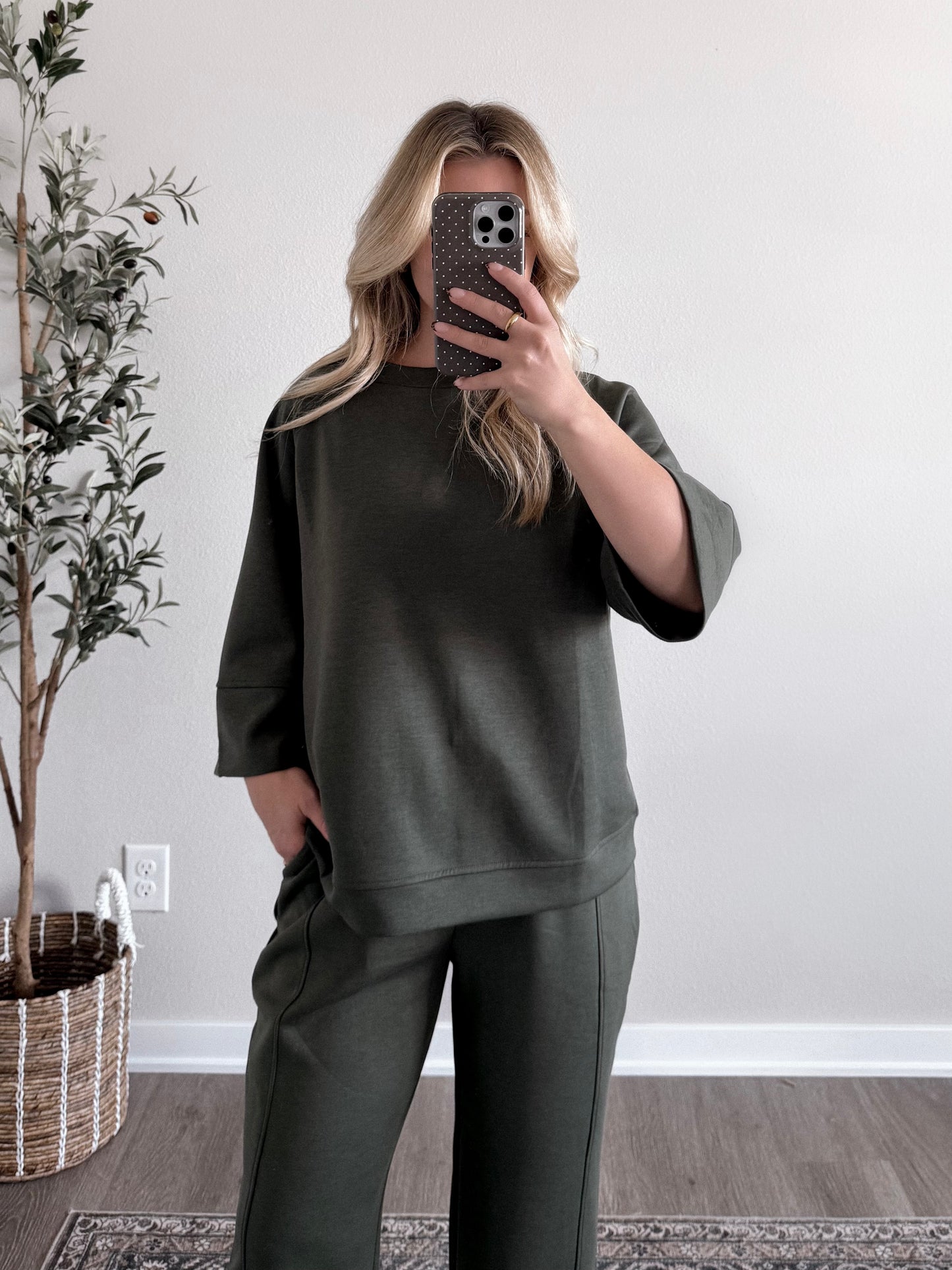 Daytime Scuba Short Sleeve Pullover / Olive
