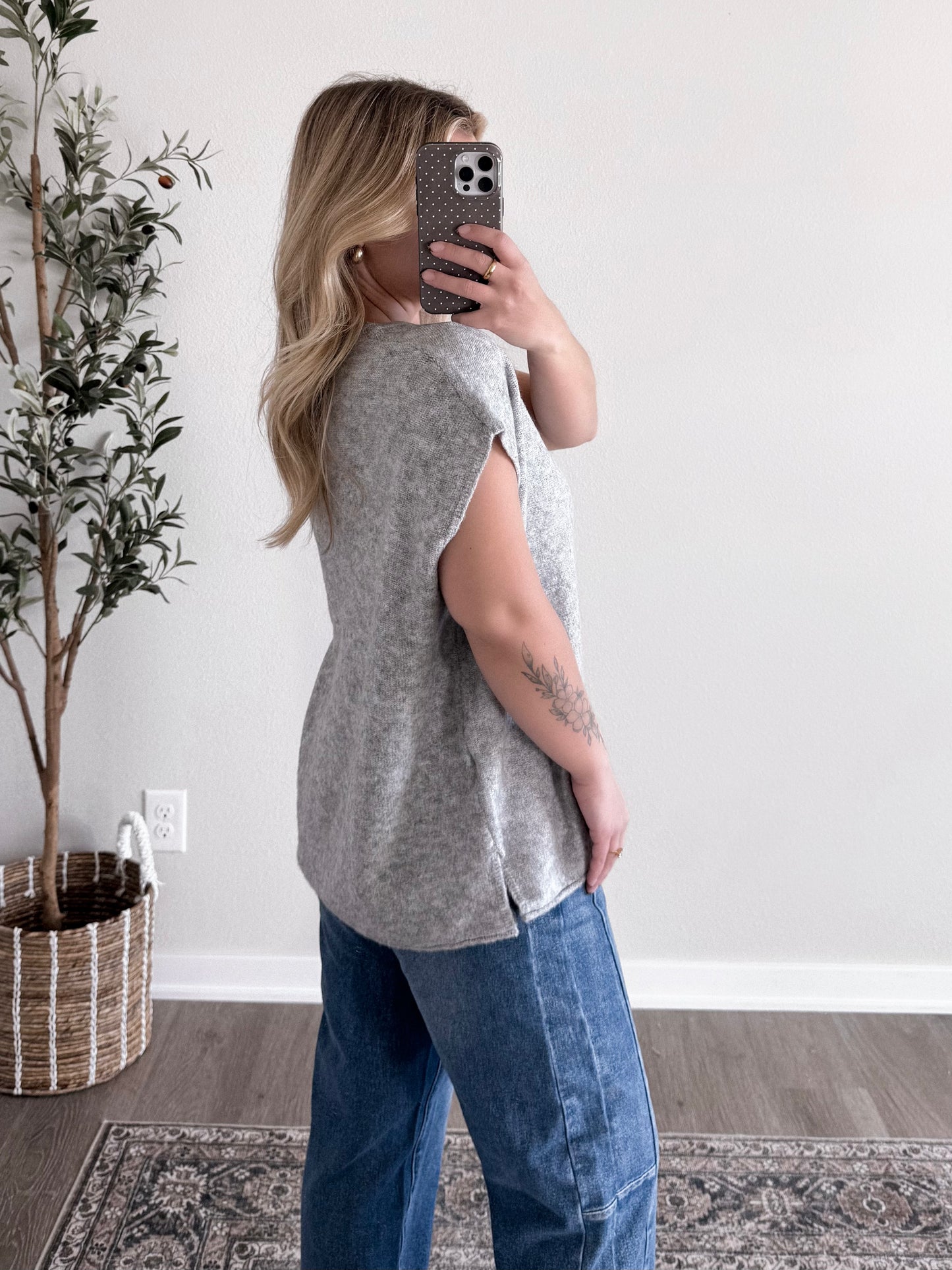 Element Short Sleeve Sweater / Grey