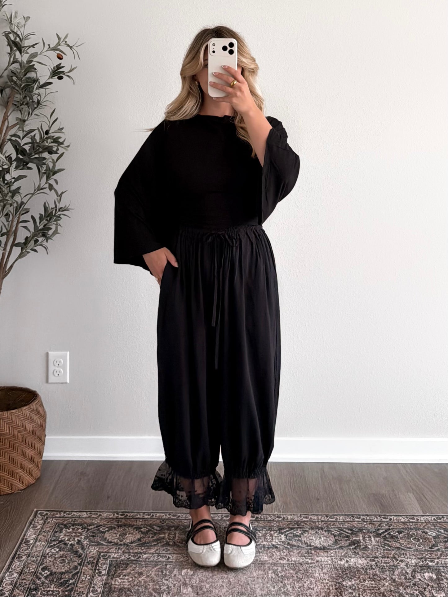 September Lace Bloomer Pant / Black