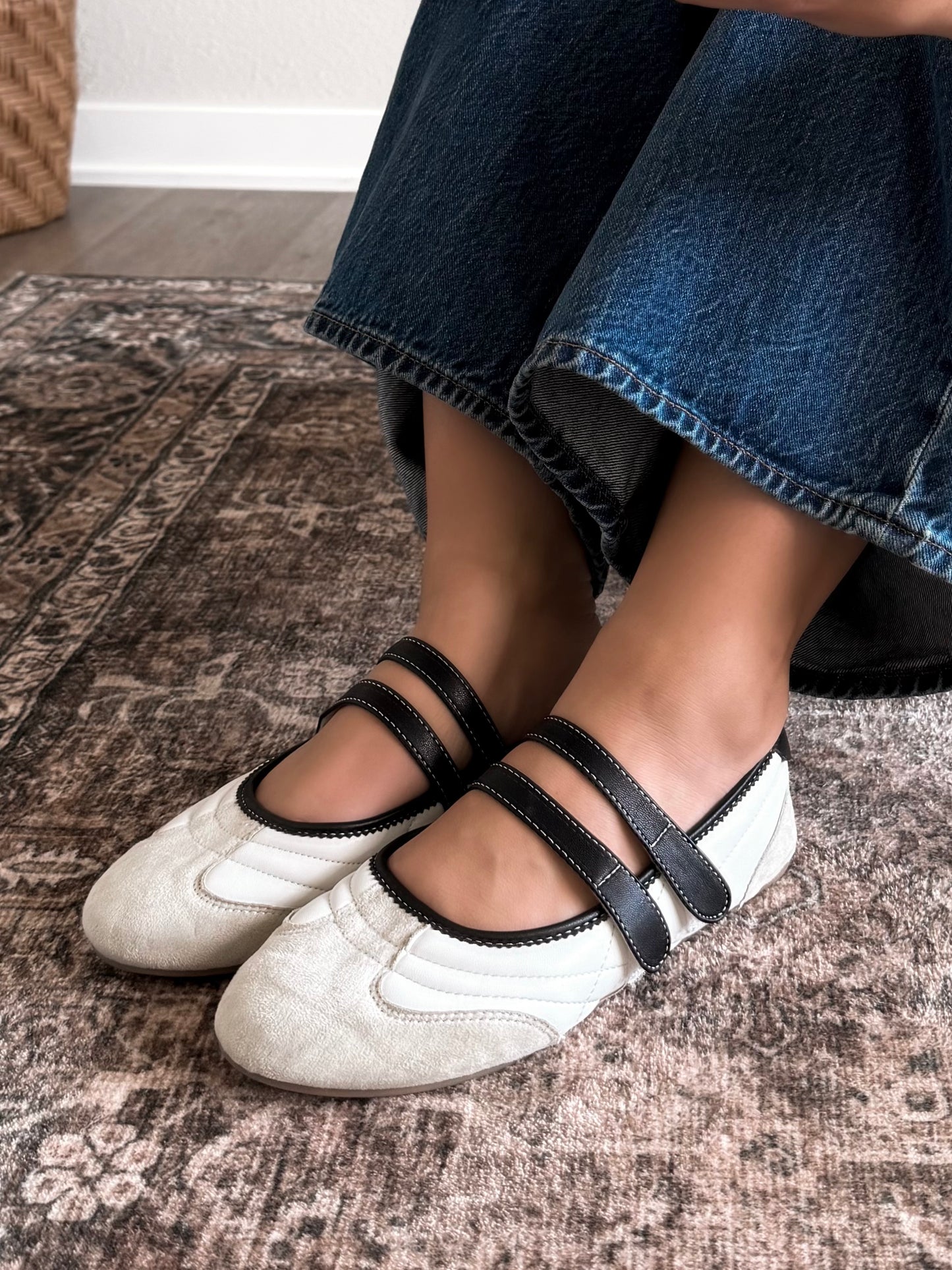 Salome Mary Jane Flat