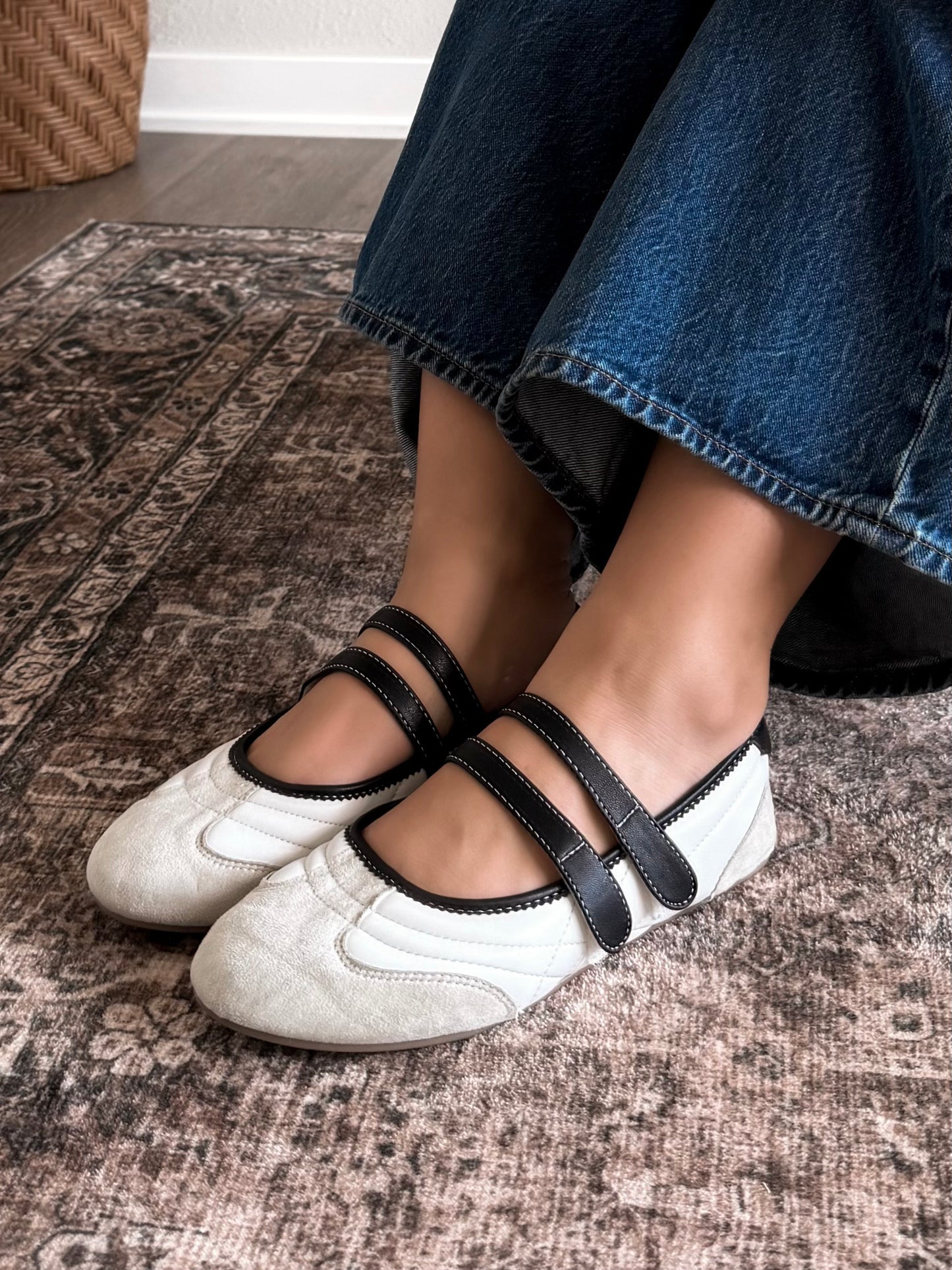 Salome Mary Jane Flat