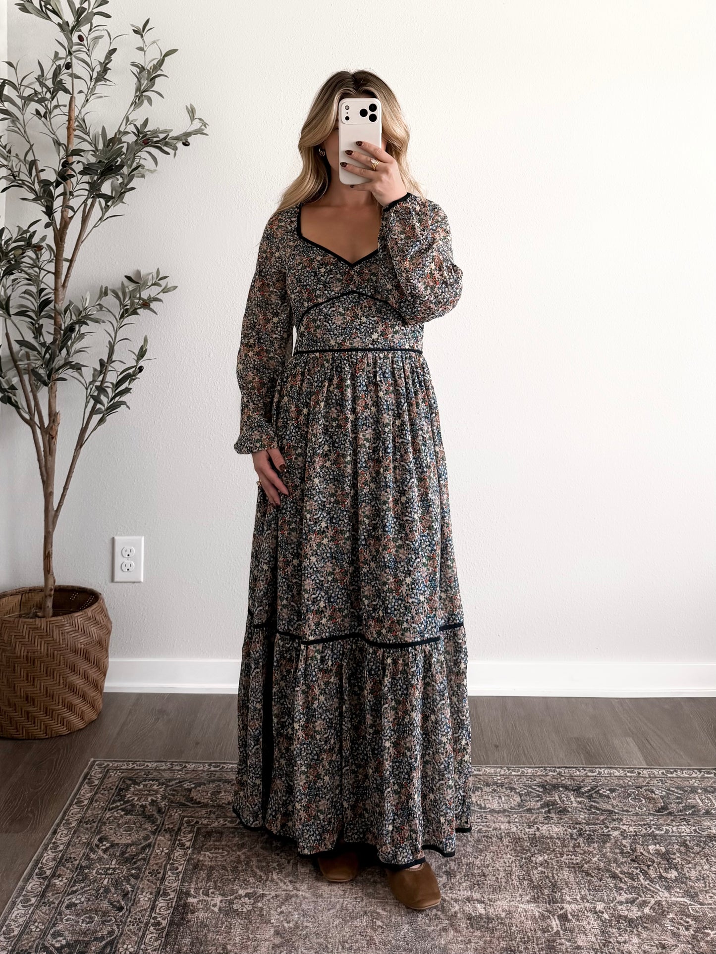 Iris Mae Floral Maxi Dress