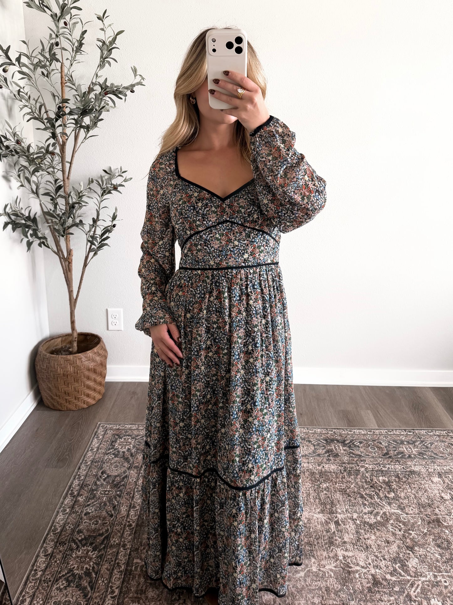Iris Mae Floral Maxi Dress