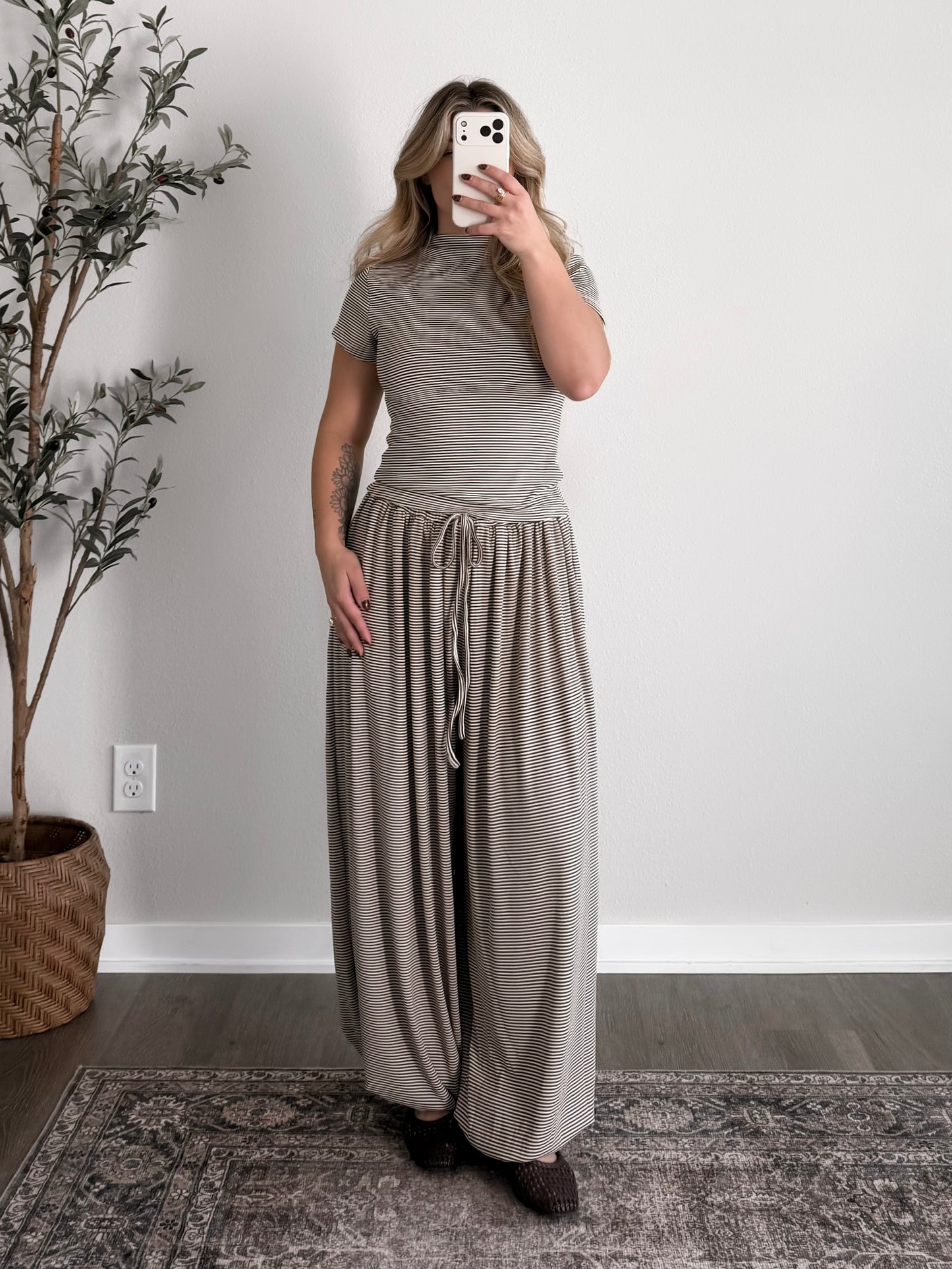 Comfy Company Striped Lounge Set