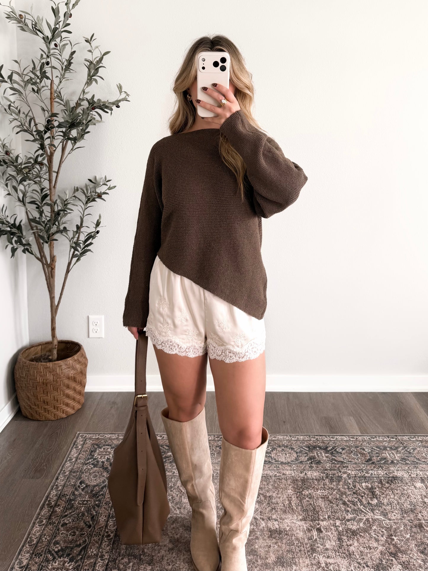 French Vanilla Lace Shorts