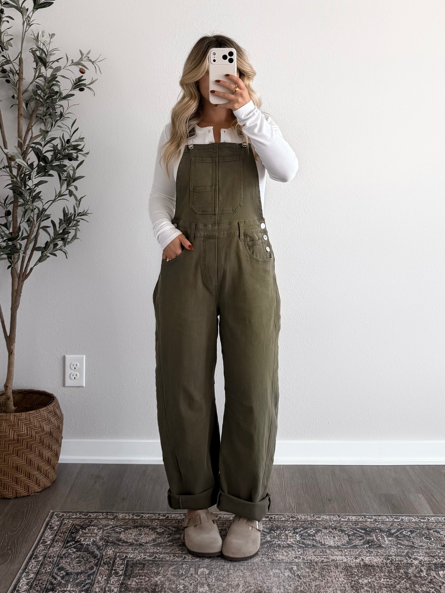 Outlook Barrel Denim Overalls / Olive