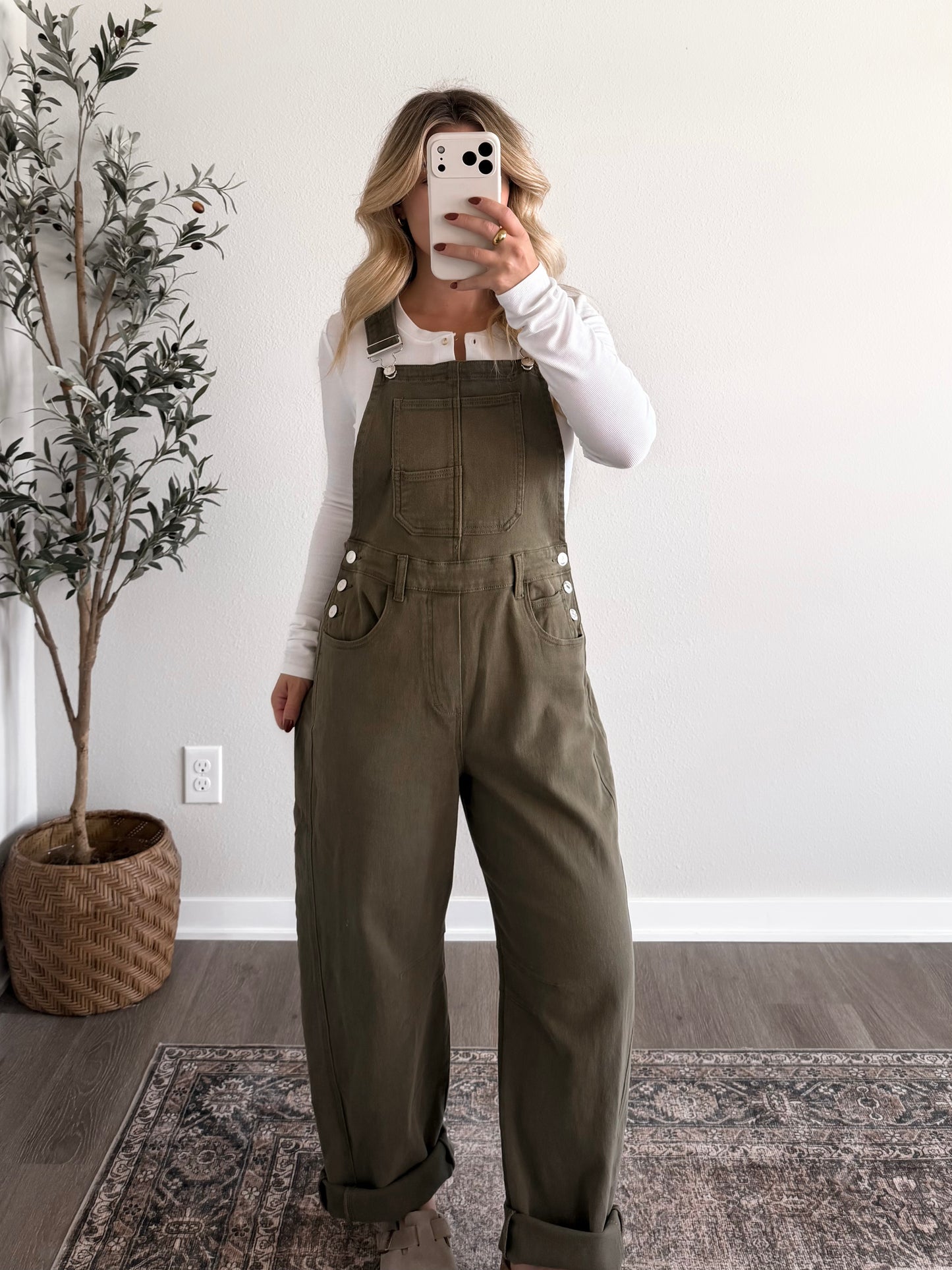 Outlook Barrel Denim Overalls / Olive