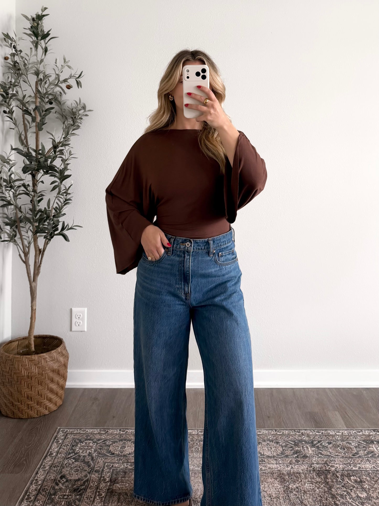 Evening Back-Tie Drape Top / Brown