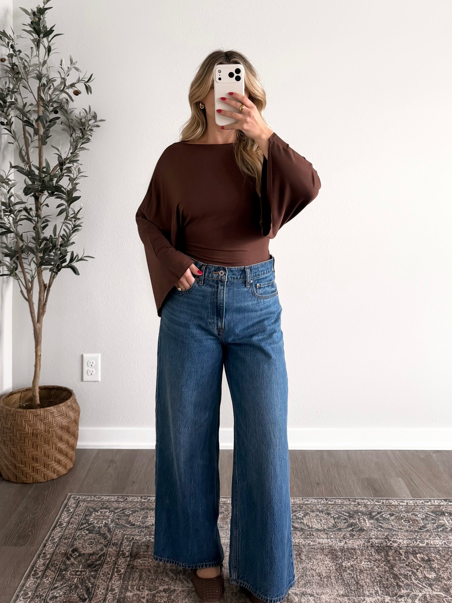 Evening Back-Tie Drape Top / Brown