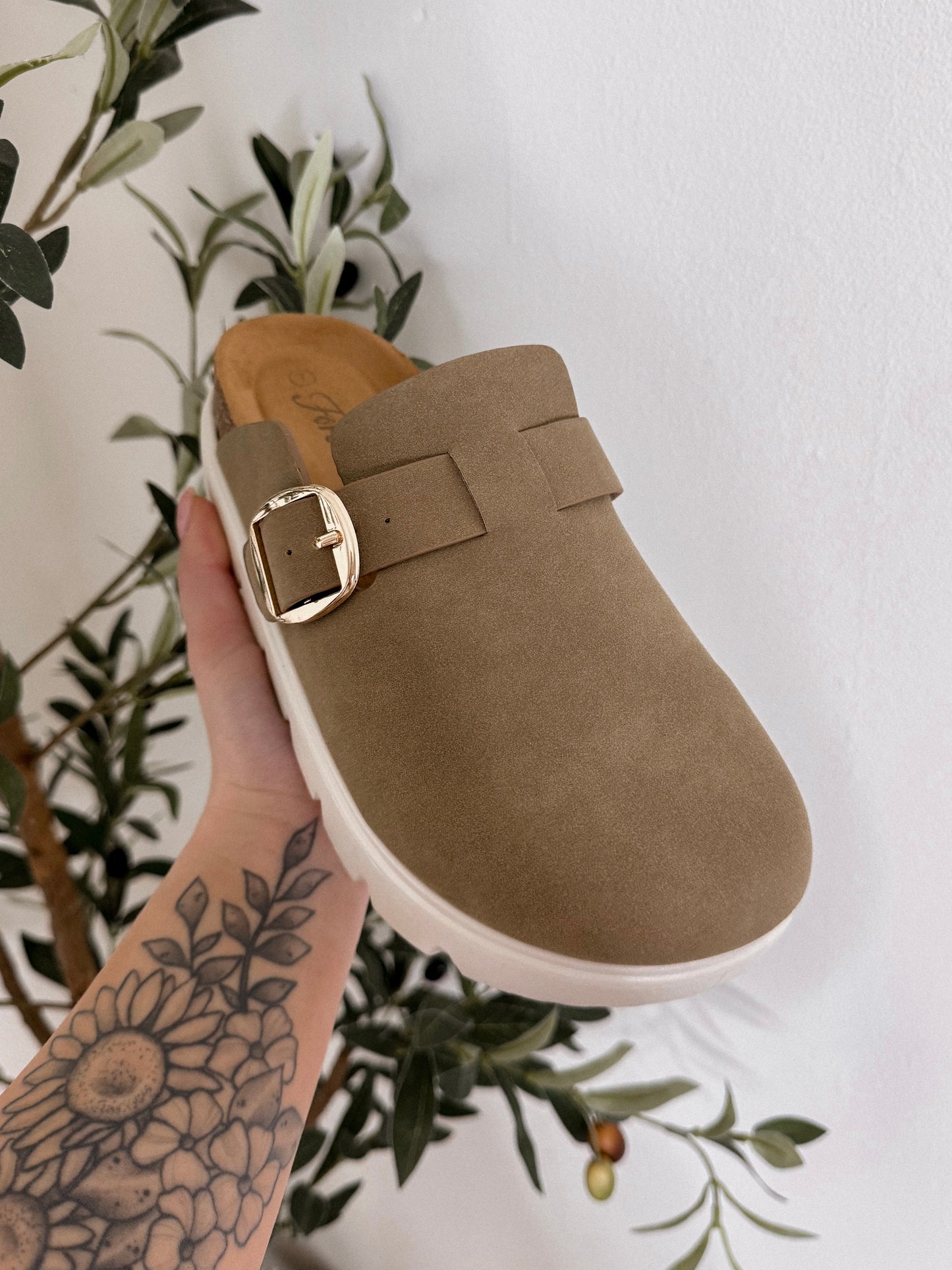 Burke Platform Clog / Taupe