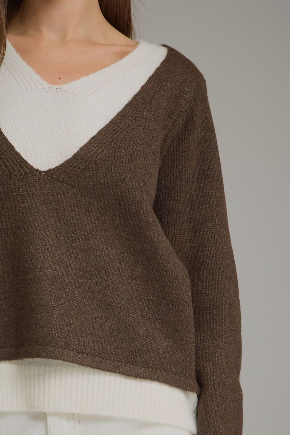Quiet Hour Knit Sweater / Brown (PREORDER EST SHIP 10.7)
